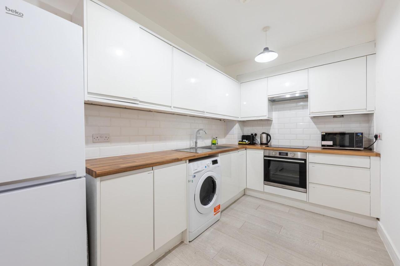 Functional Budget Stay With Wi-Fi And Laundry Facilities Near Tube Station Лондон Экстерьер фото